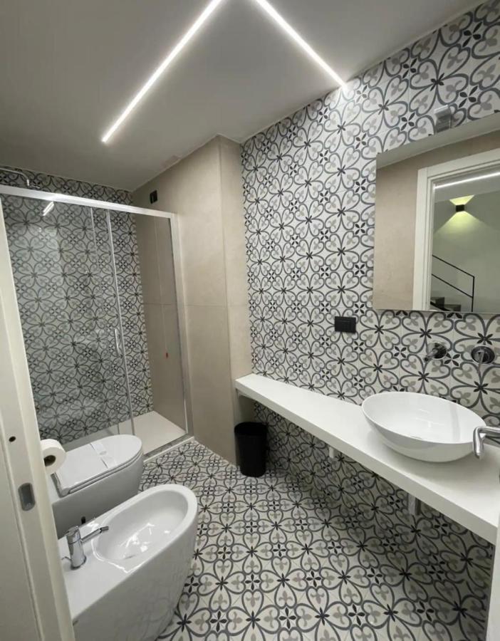 B&B Vittoria Наполи Екстериор снимка